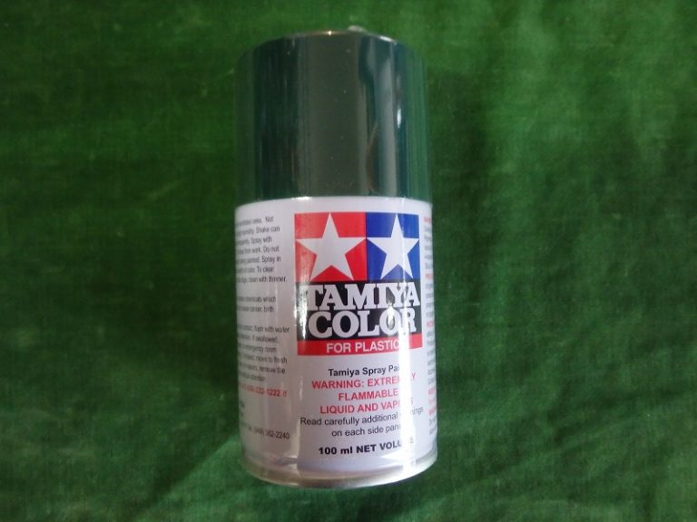 TS9 Spray Paint British green Books and Toys